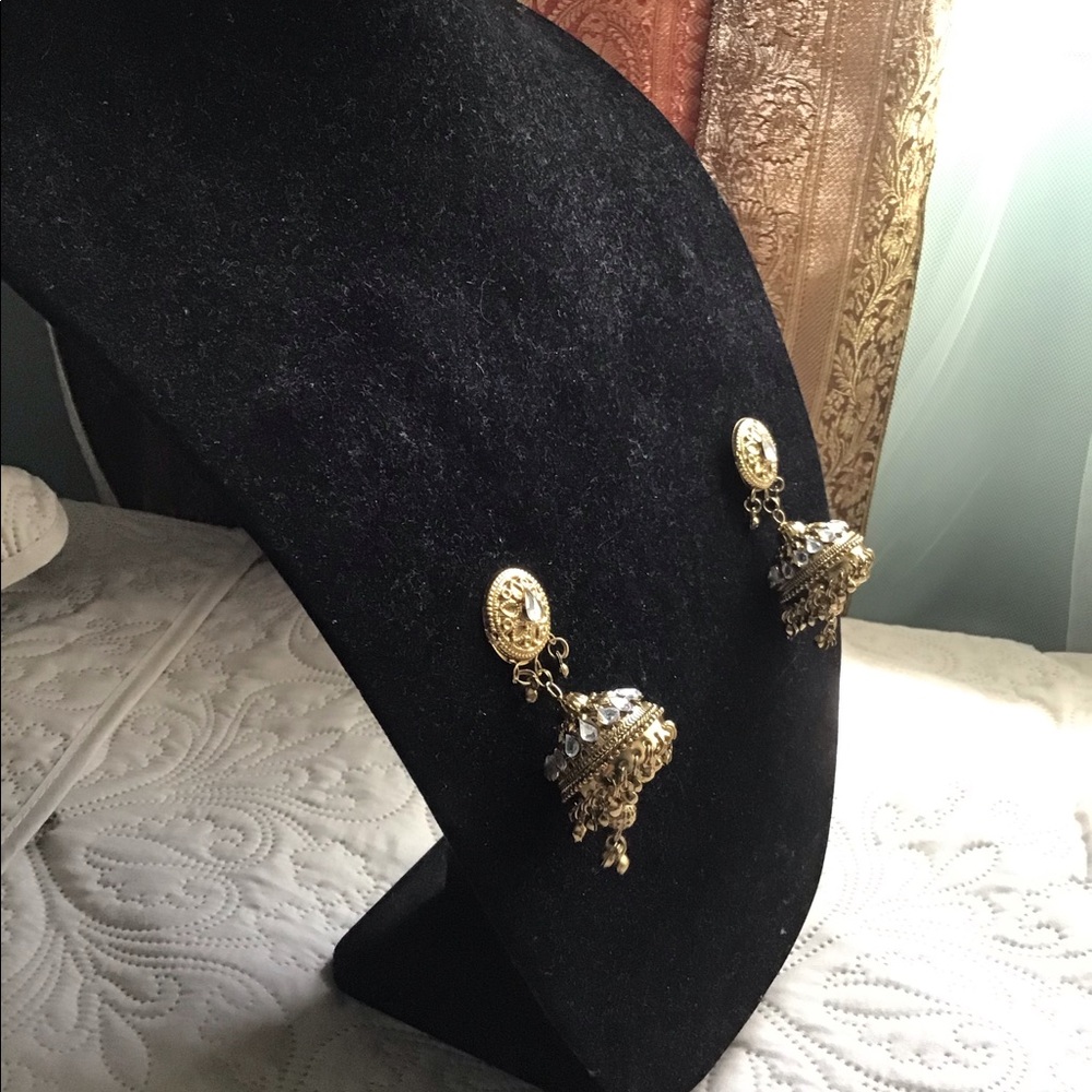Jhumka earrings